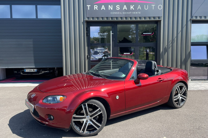 MAZDA MX-5 ROADSTER COUPE