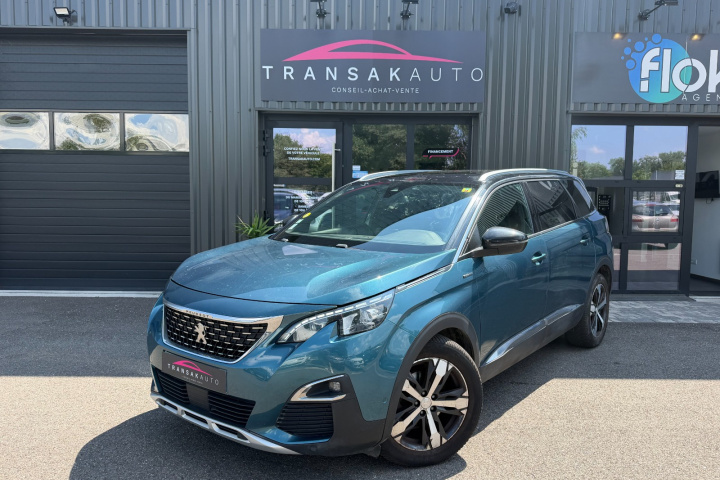 PEUGEOT 5008